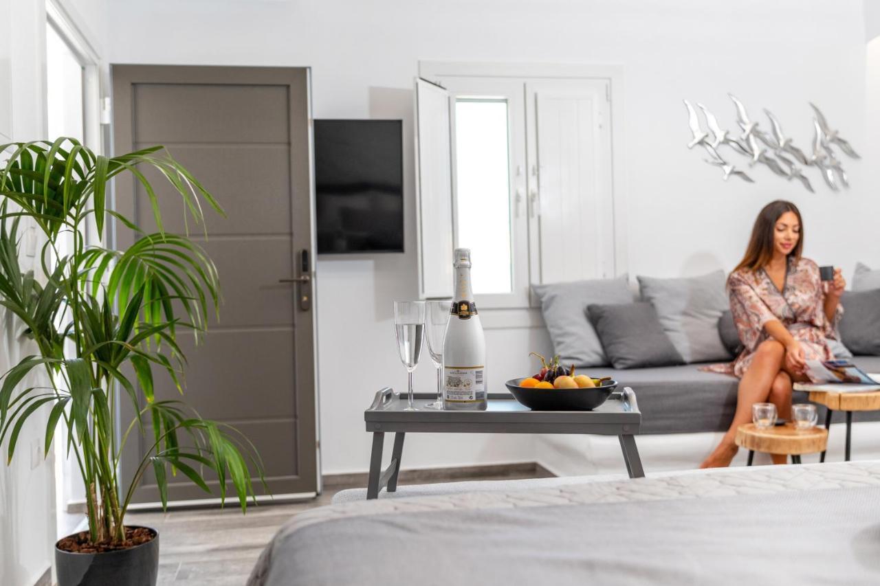El_Puerto Luxury Port Suites Naxos City Exteriér fotografie